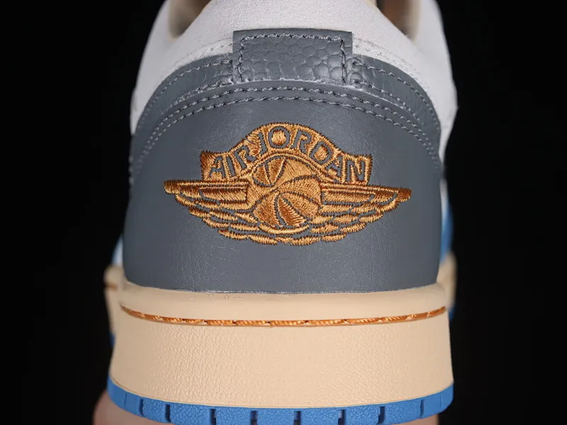 All categories Air Jordan Jordan series basketball shoes Air Jordan 1 Low G version pure original Air Jordan 1 Low "UNC Grey" AJ1 Joe 1 cement North Carolina blue low-top basketball shoes DZ5376-469